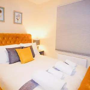 high-spec-house-canary-wharf.brighton-hotels-england.com/